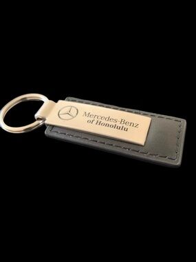 Mercedes-Benz Honolulu Limited Edition Keychain Black Silver New